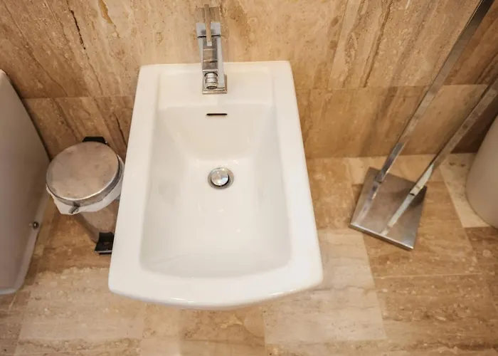Apartamento In Con Giardino Roma